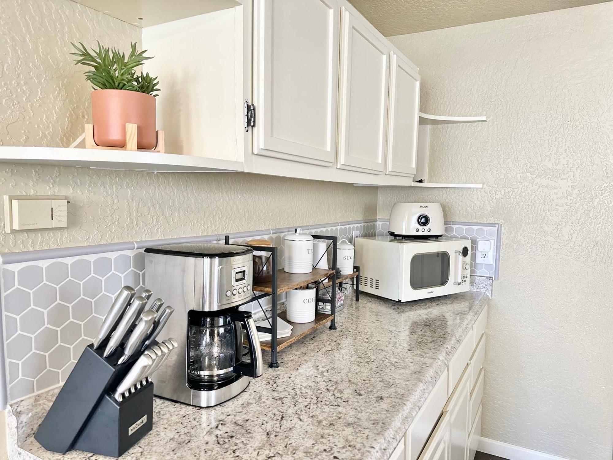 Near Downtown- Kitchen-Washerdryer-Parking Medford Exterior foto